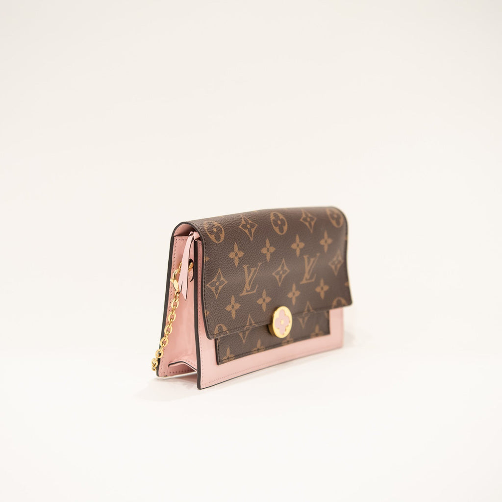 LOUIS VUITTON Flore Wallet On Chain