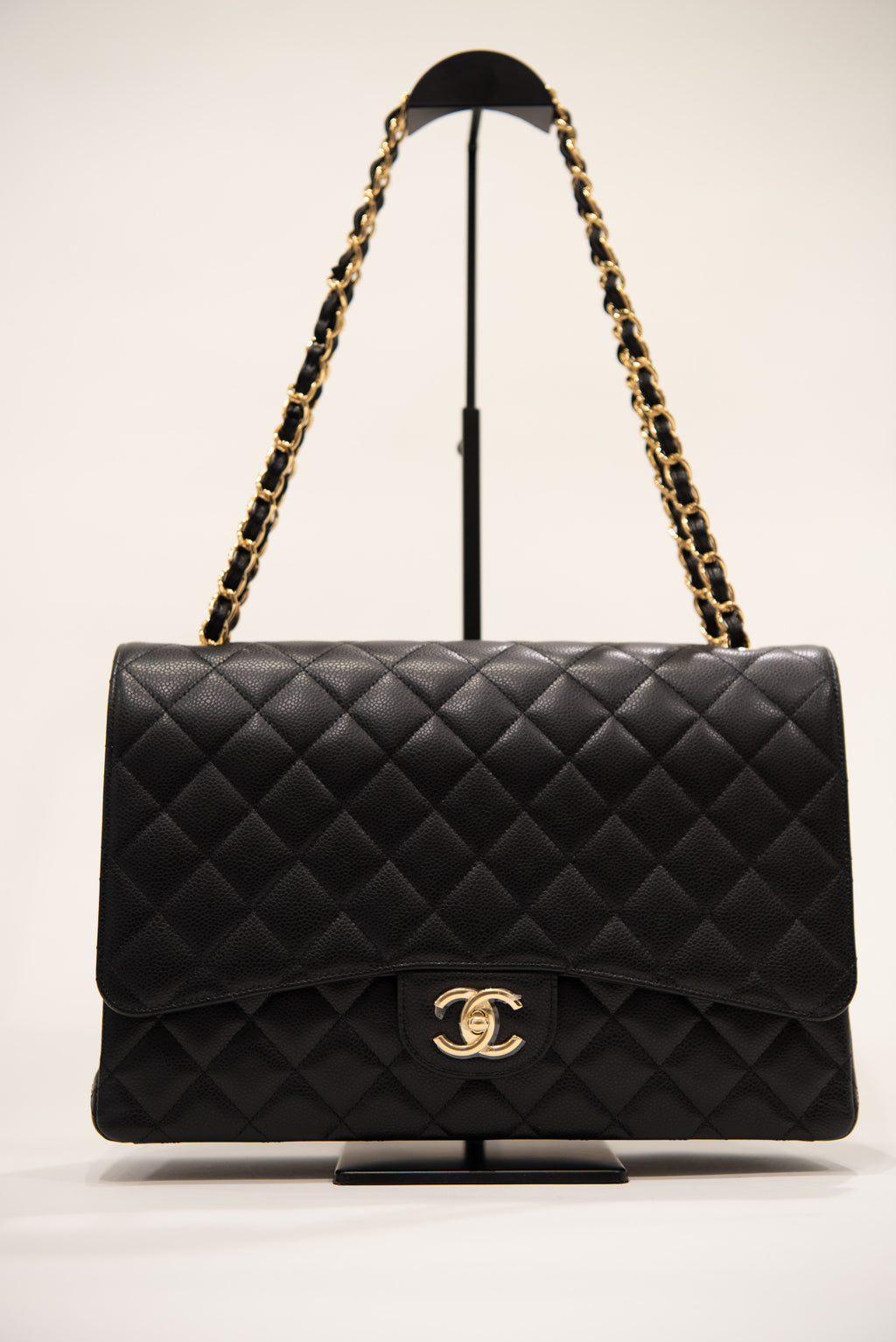 CHANEL Maxi Classic Caviar Leather Shoulder Bag (’24)