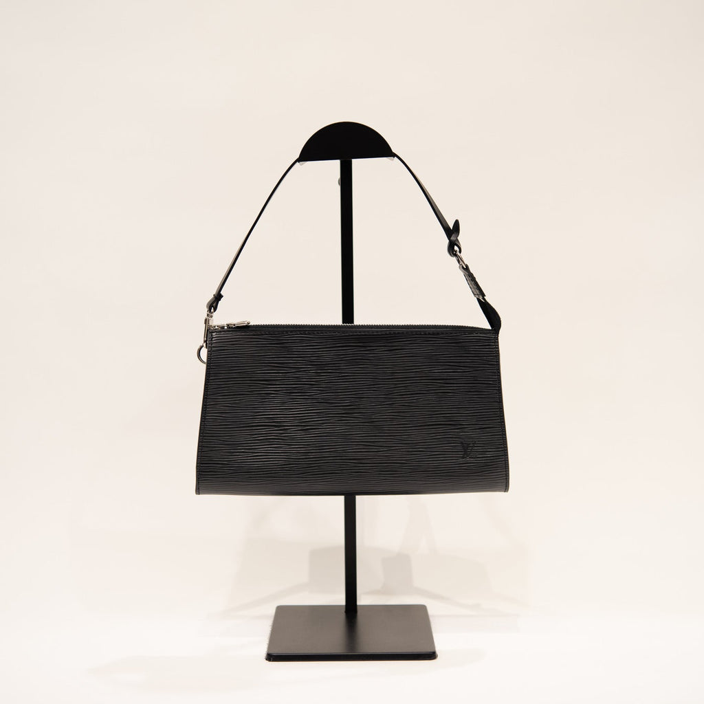 LOUIS VUITTON Epi Pochette Bag