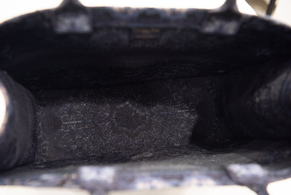 DIOR Kaleidiorscopic Embroidered Canvas Tote Bag ('19)