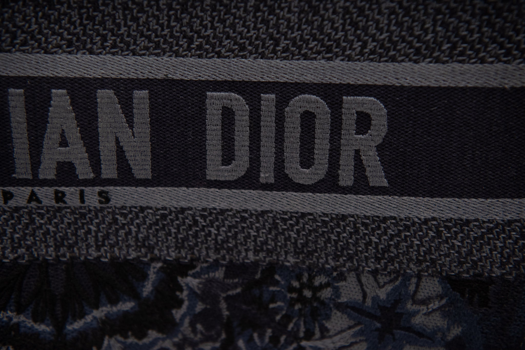 DIOR Kaleidiorscopic Embroidered Canvas Tote Bag ('19)