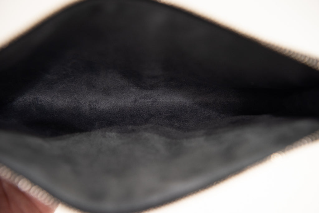 LOUIS VUITTON Epi Pochette Bag