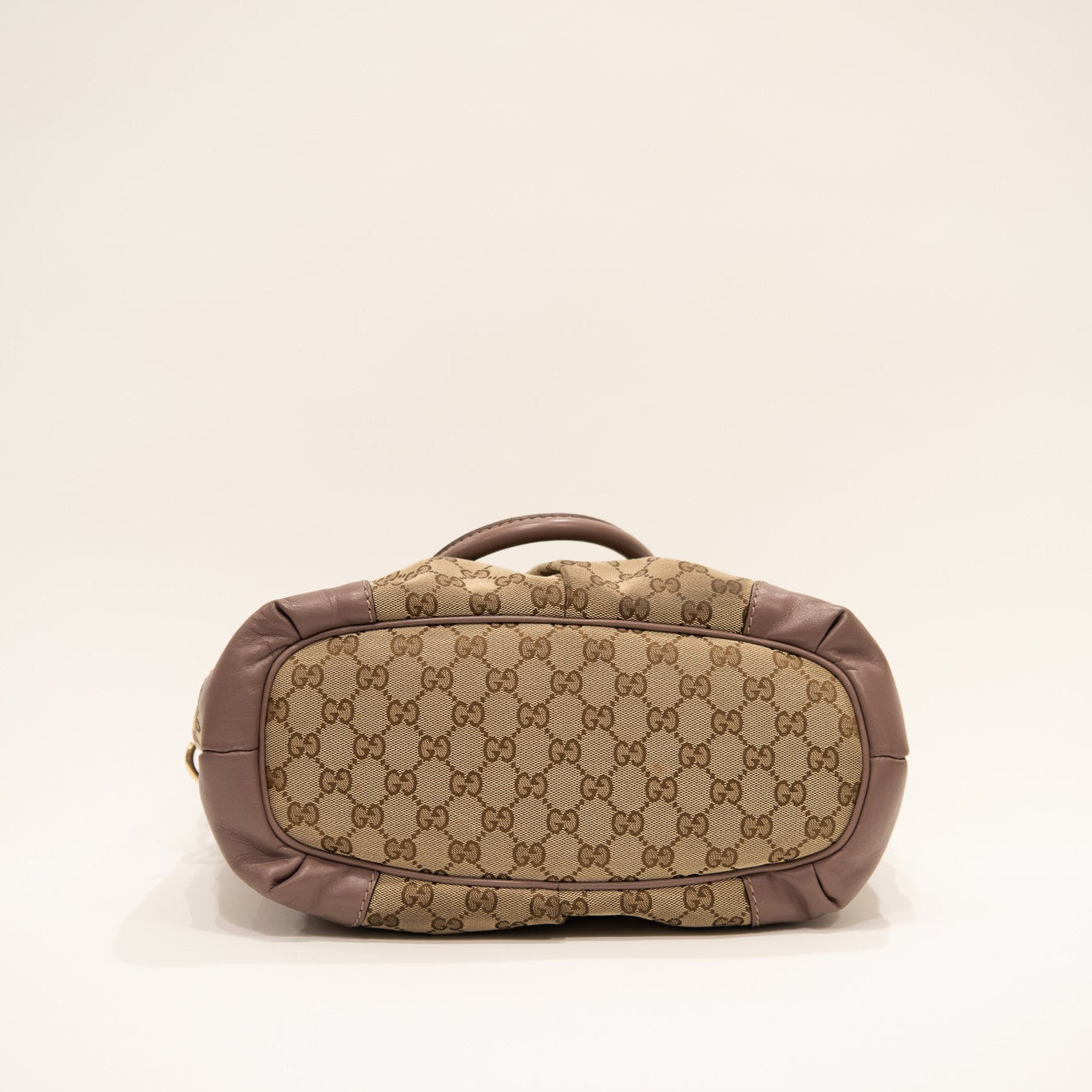GUCCI Sukey GG Canvas Handbag